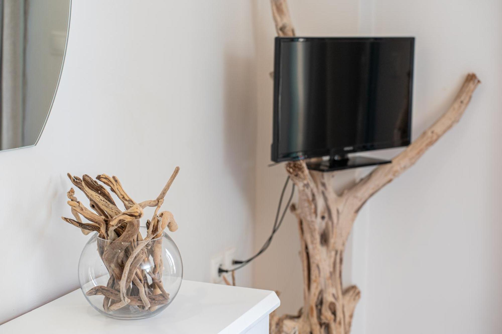 The Square Suites 2Nd Floor Apartment Αργοστόλι Εξωτερικό φωτογραφία