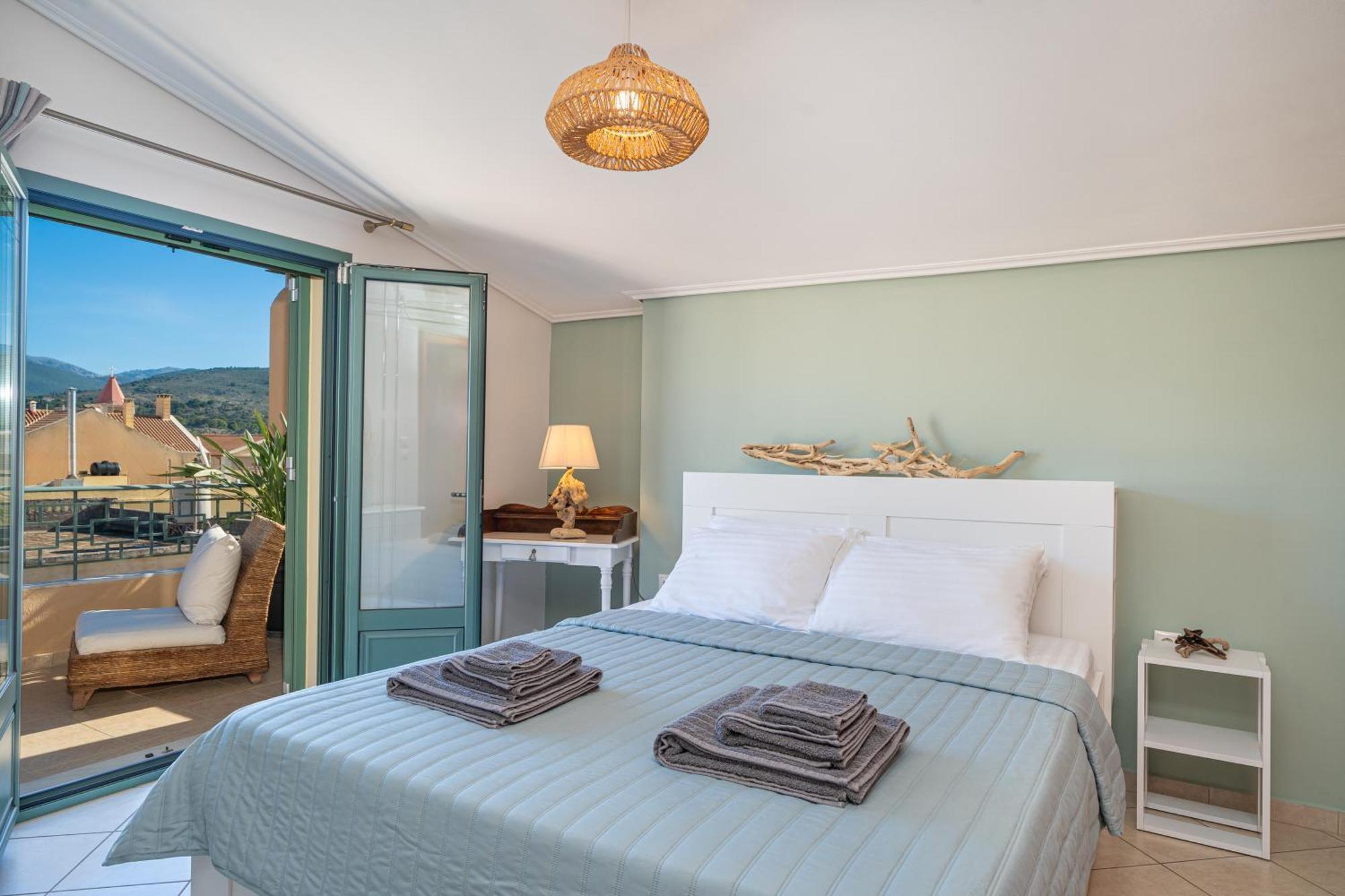 The Square Suites 2Nd Floor Apartment Αργοστόλι Εξωτερικό φωτογραφία