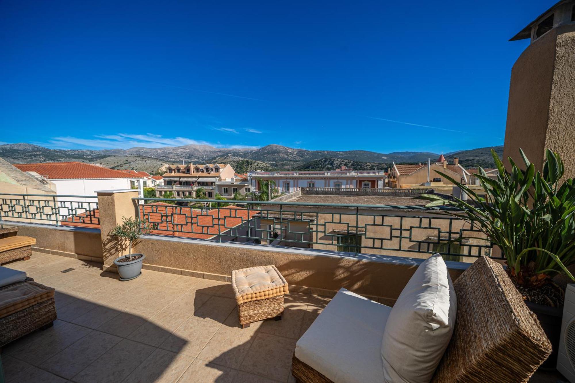 The Square Suites 2Nd Floor Apartment Αργοστόλι Εξωτερικό φωτογραφία