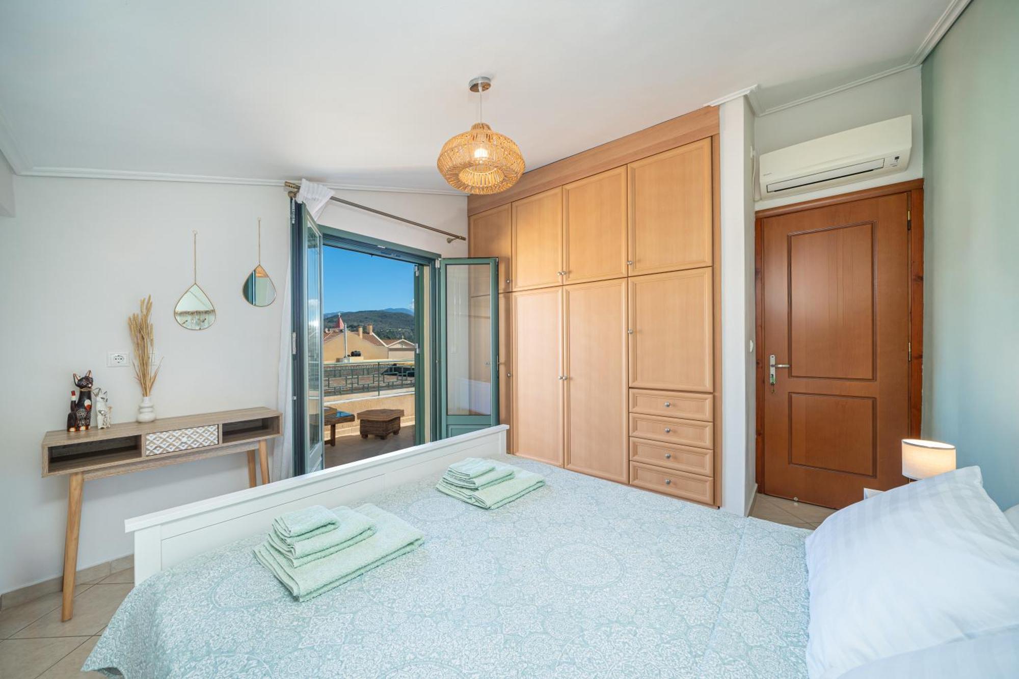 The Square Suites 2Nd Floor Apartment Αργοστόλι Εξωτερικό φωτογραφία