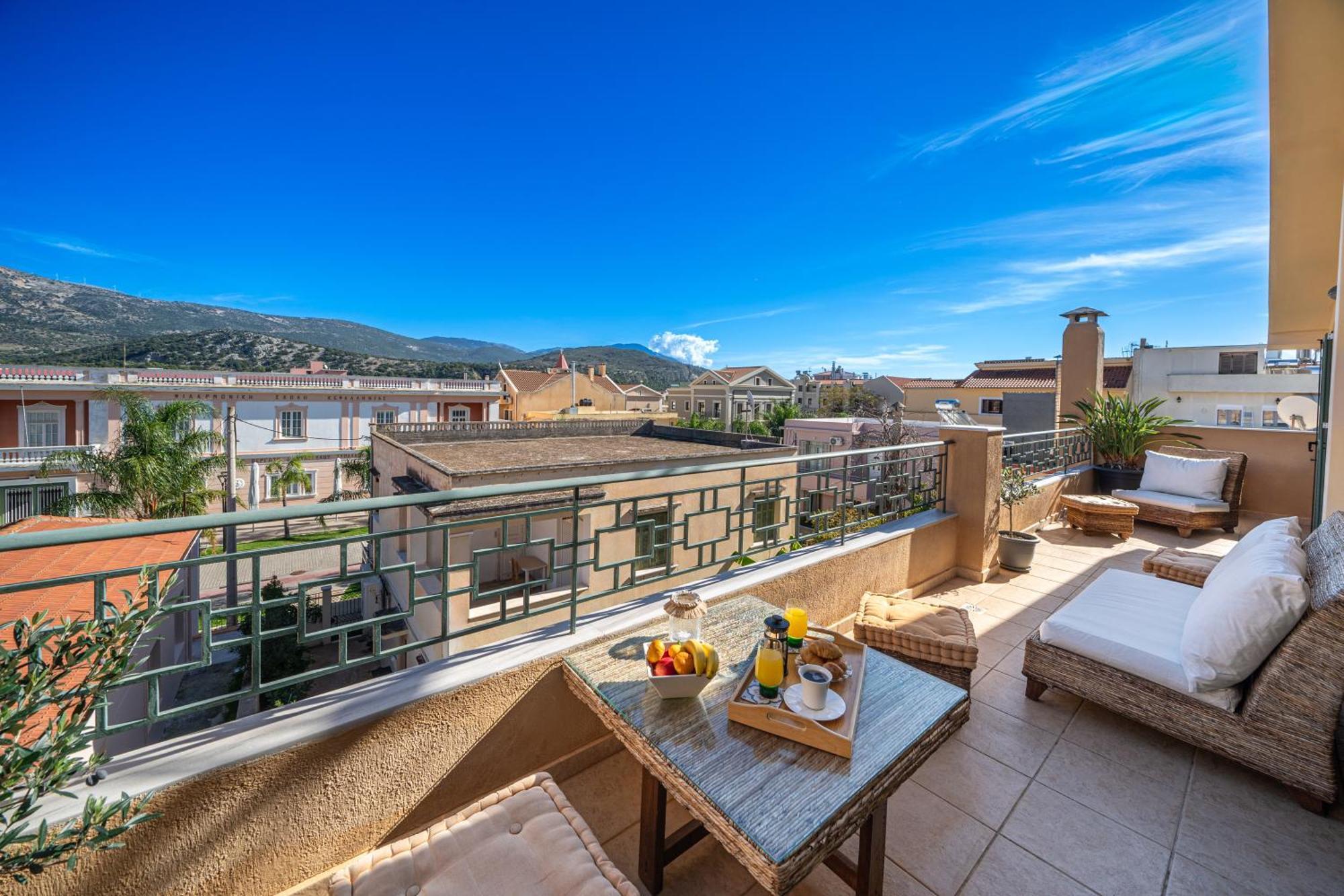 The Square Suites 2Nd Floor Apartment Αργοστόλι Εξωτερικό φωτογραφία